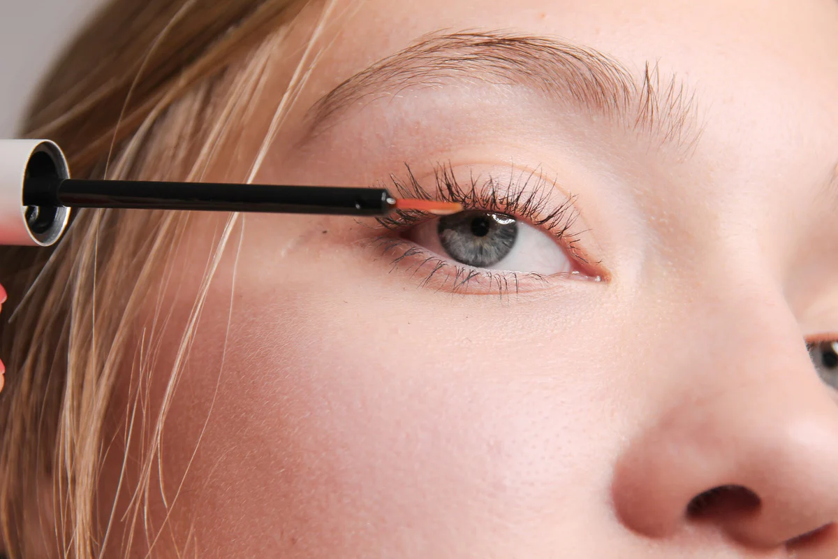 Dr. Lara Devgan Platinum Long Lash Review: A Dermatologist-Backed Approach to Fuller Lashes