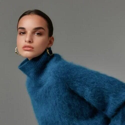Chunky Brushed Cashmere Turtleneck Pullover Sweater