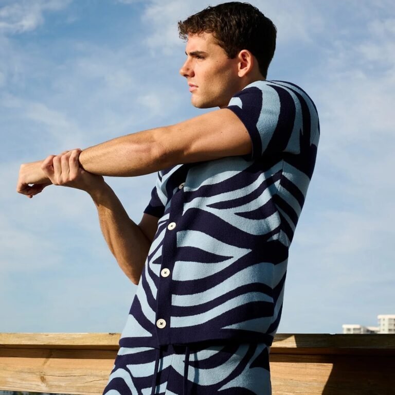 Wave Knit Shirt