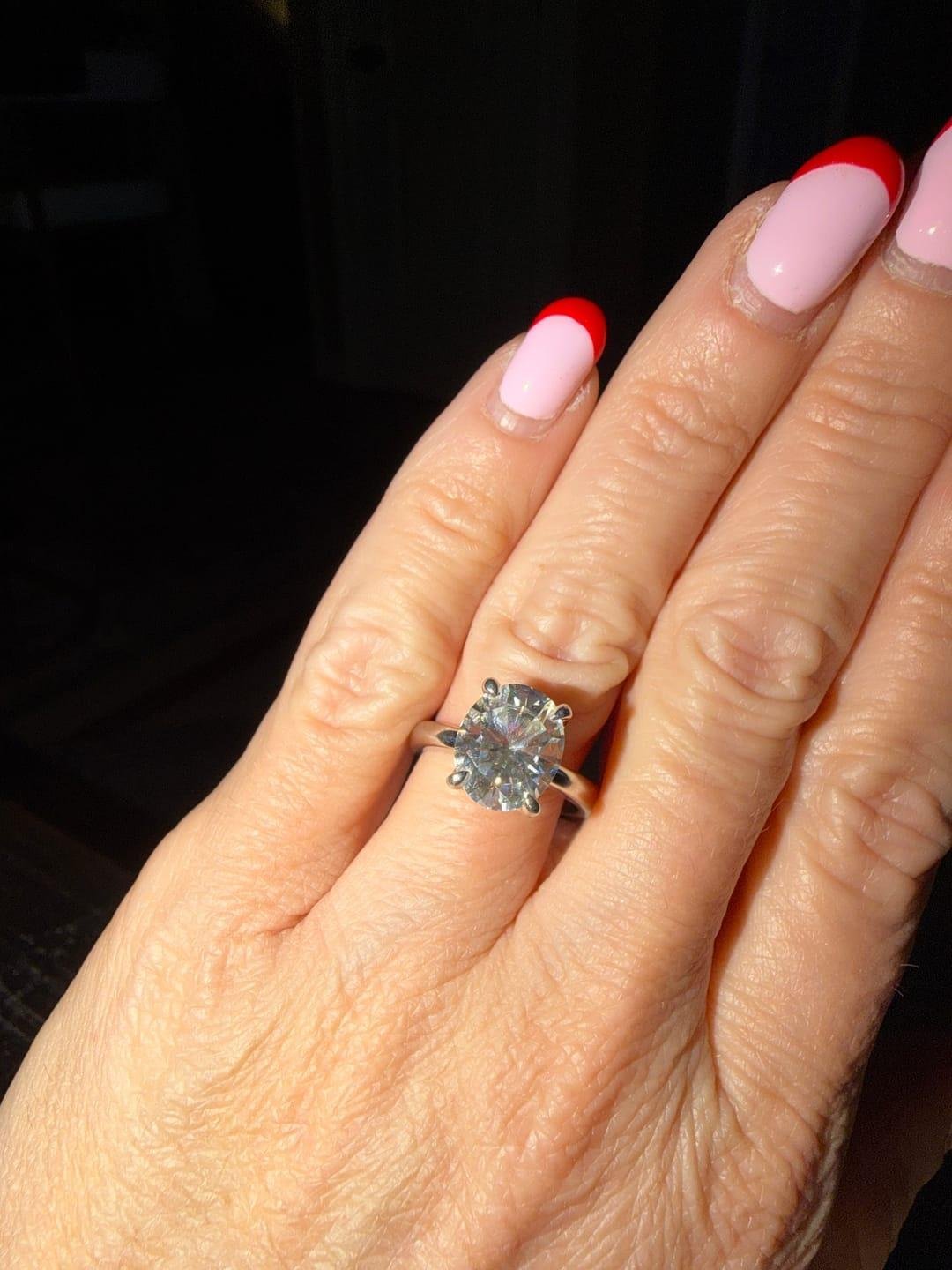 The Classic 6 Prongs Solitaire Style Moissanite Ring