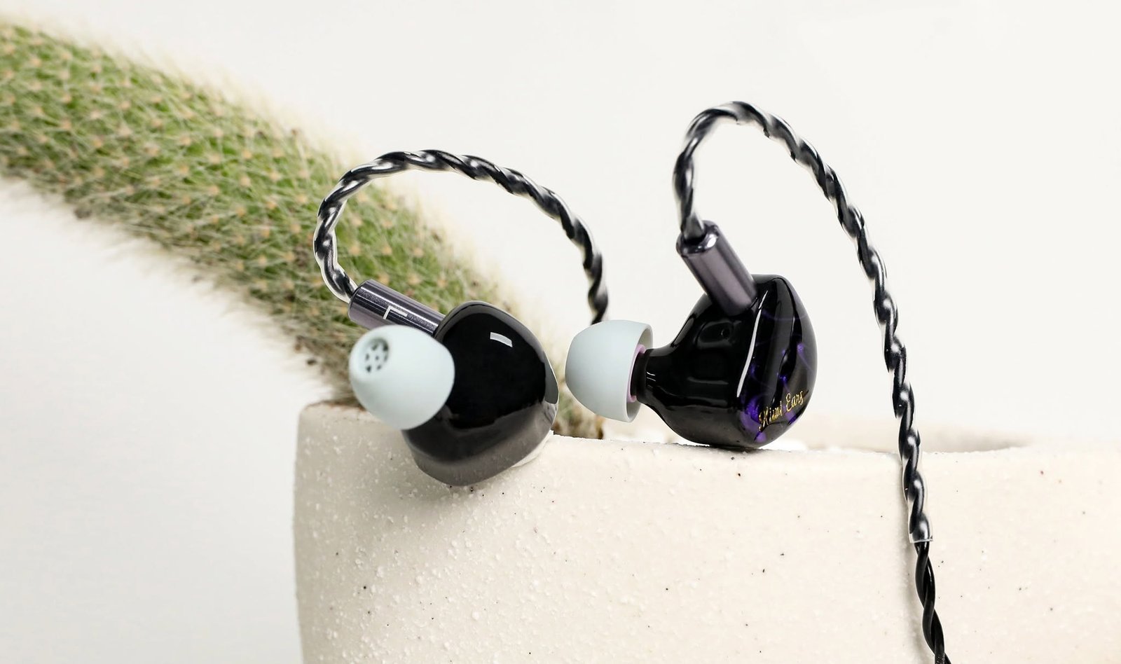 Kiwi Ears Cadenza